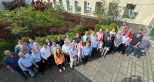 Sie sehen ein Gruppenbild der Teilnehmer
